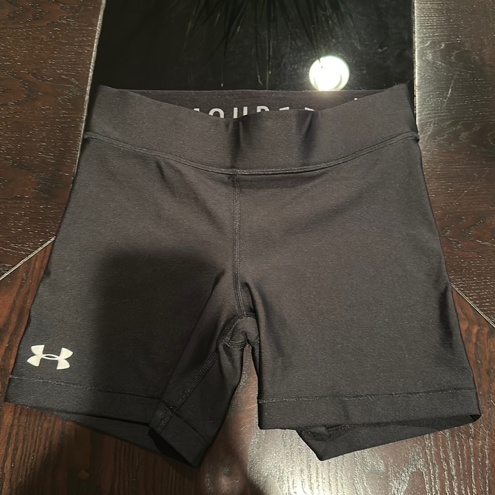 Under Armour black spandex
